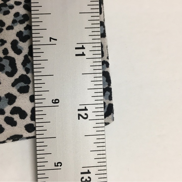 Brandy Melville Midi Skirt Size 2 Made in Italy Animal Cheetah Print - Picture 5 of 6